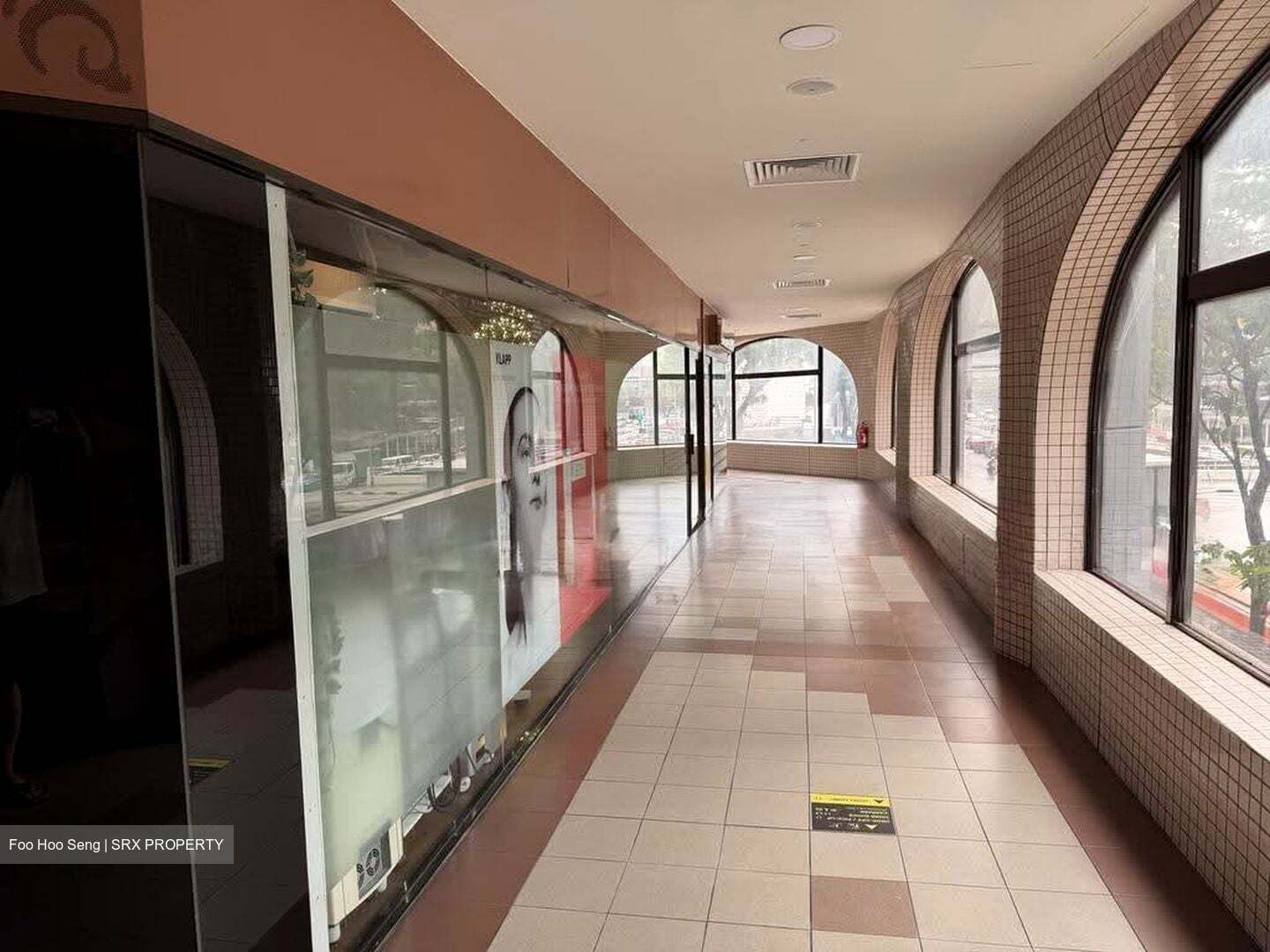 Furama City Centre Singapore (D1), Retail #622553411